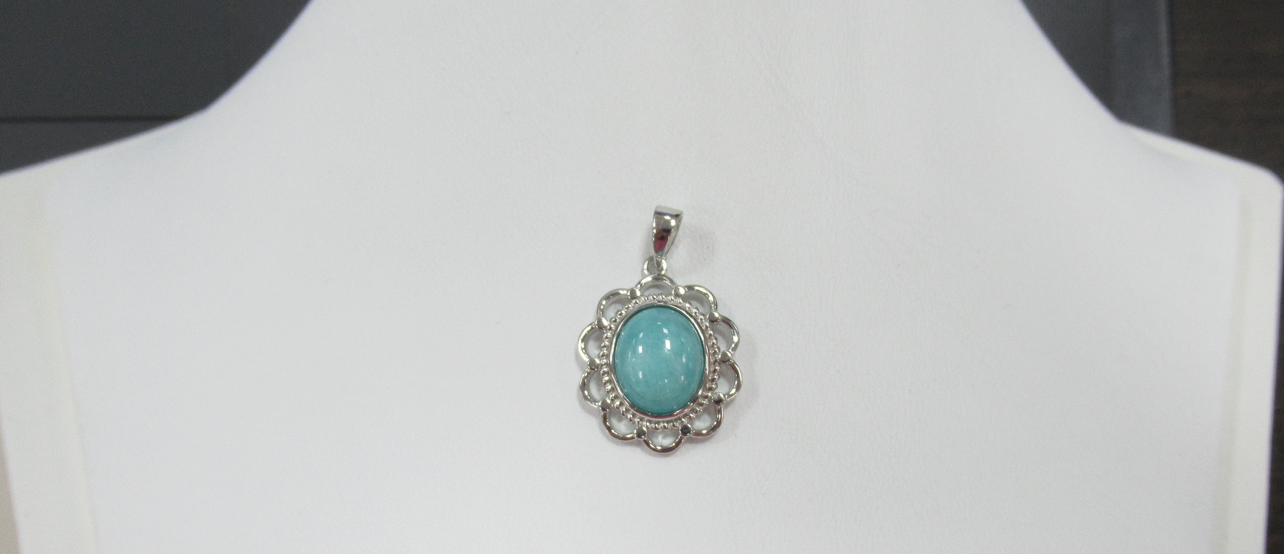 Серебряная подвеска с амазонитом